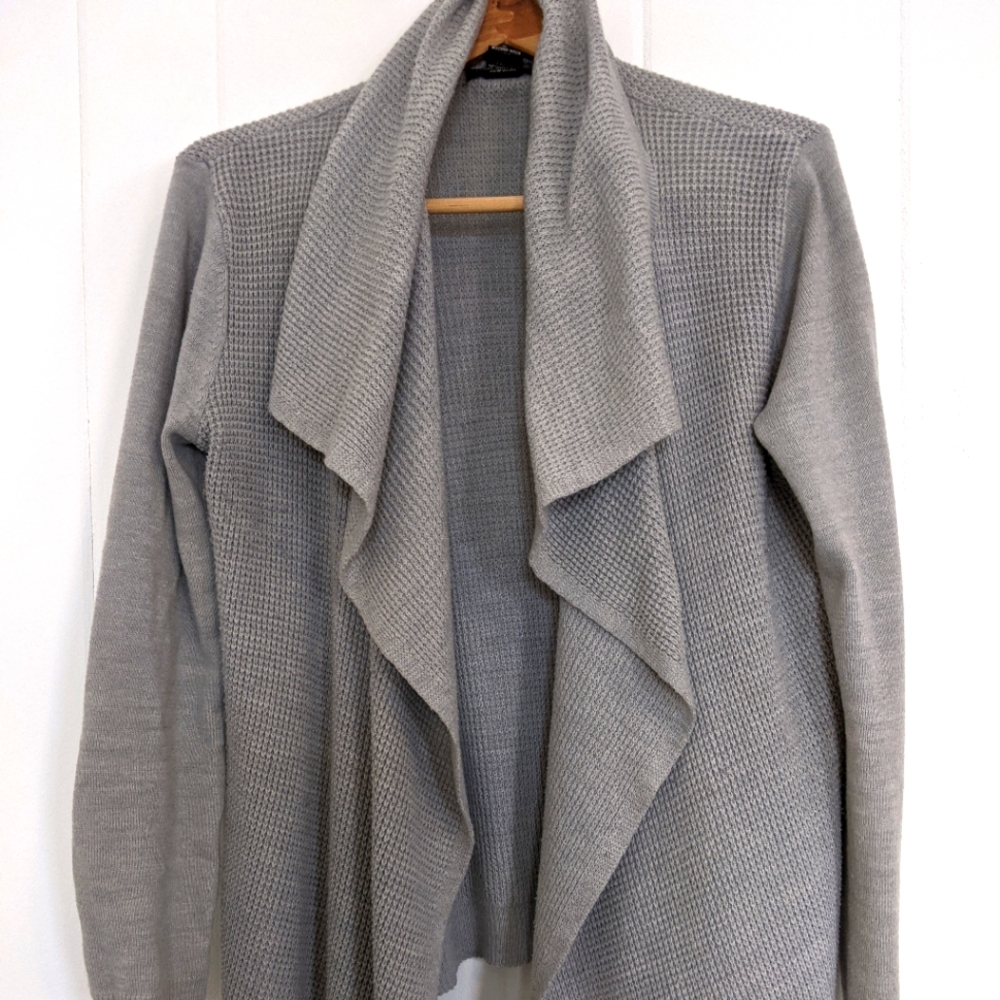 Sweater/cardigan